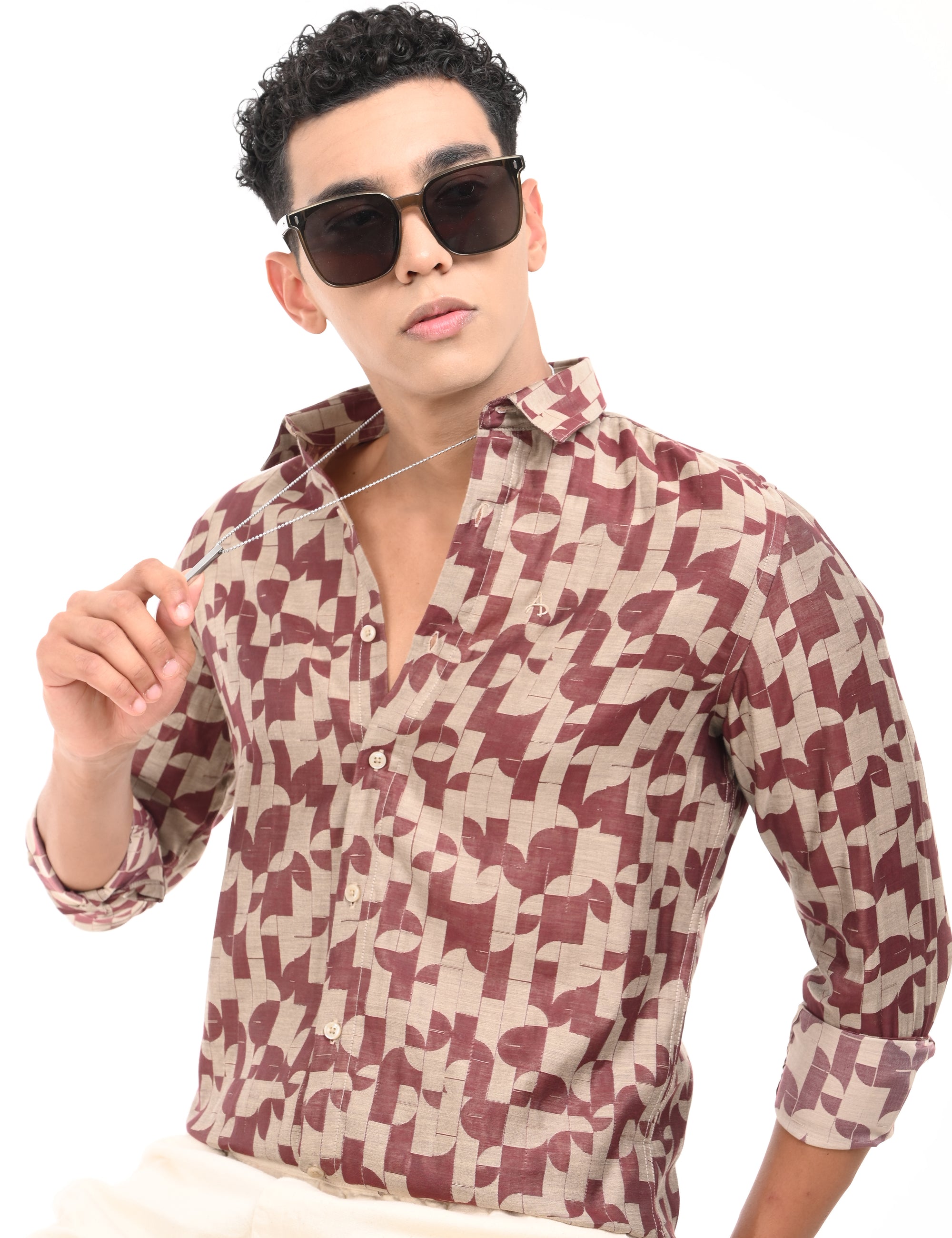 Wine Red Printed Tapered Fit Full Sleeve Shirt