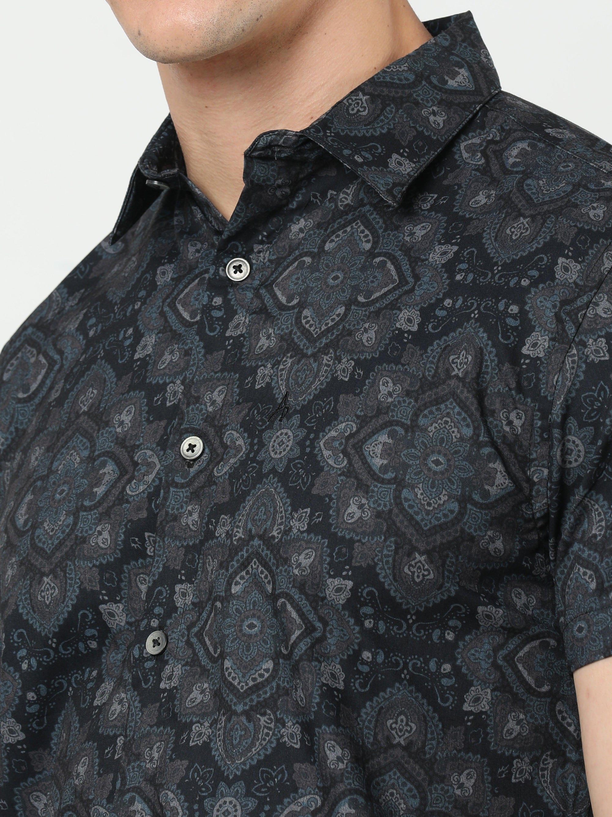 Chiton Black Print Shirts